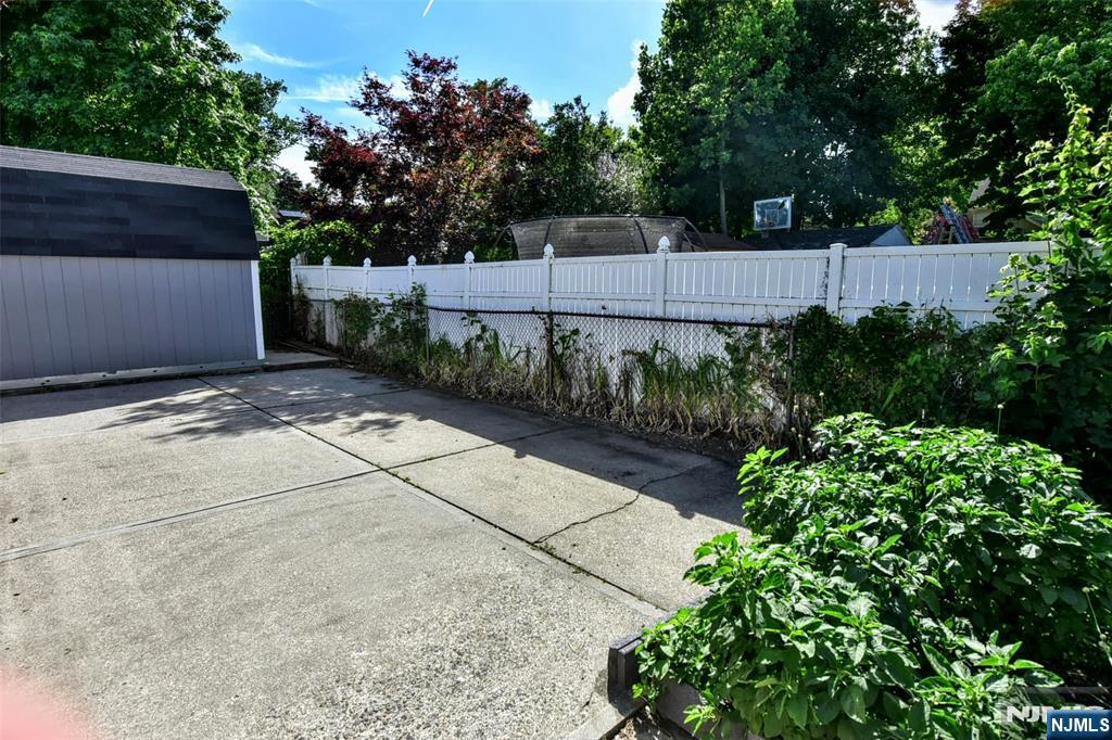 77 Herman Street Property Photo 40