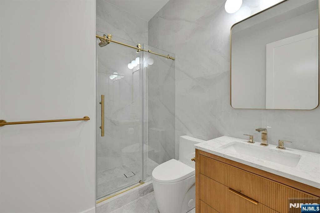 32 Highland Avenue Property Photo 12