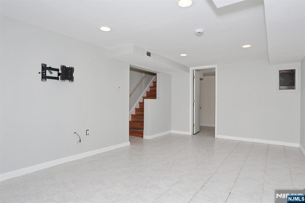 48 Momar Drive Property Photo 30