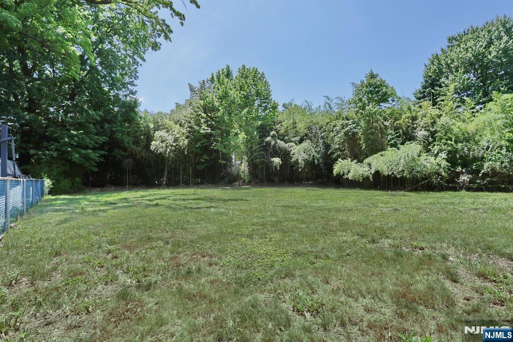 48 Momar Drive Property Photo 32