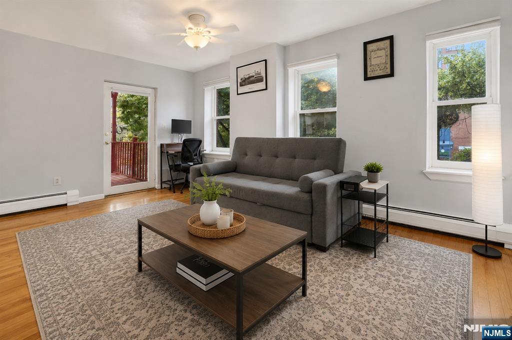 76 Bright Street 202 Property Photo 2