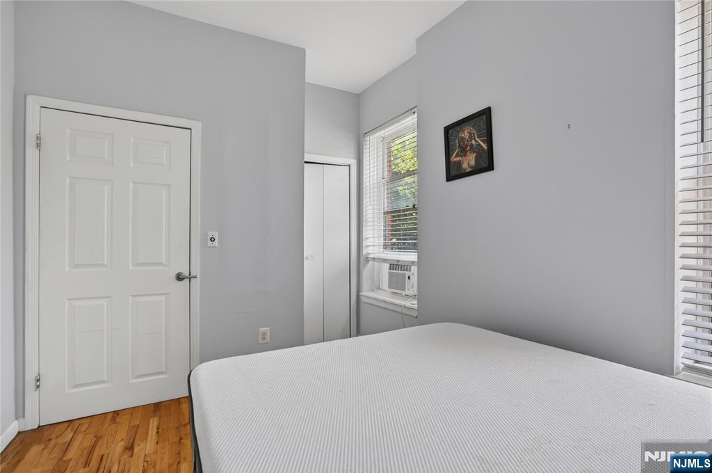 76 Bright Street 202 Property Photo 8