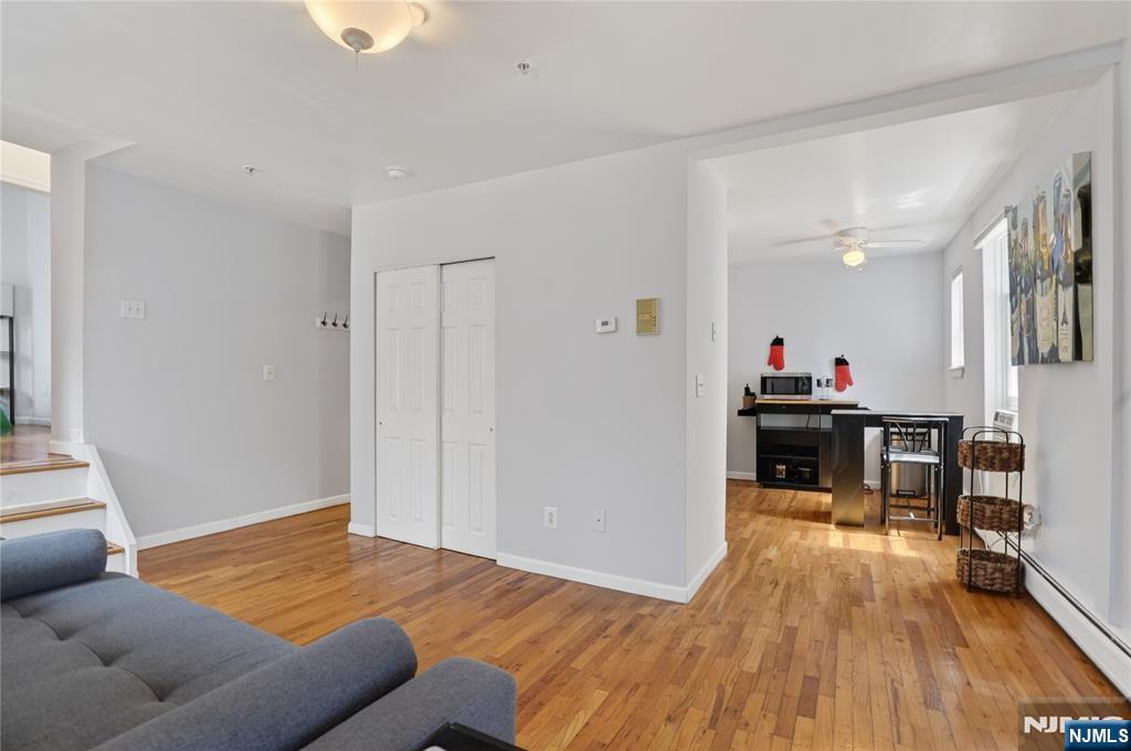 76 Bright Street 202 Property Photo 10