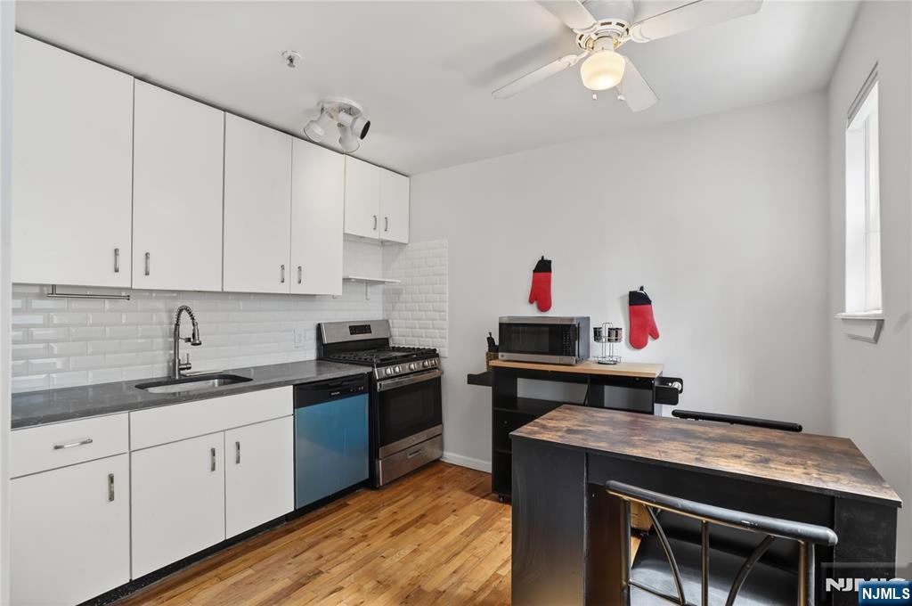 76 Bright Street 202 Property Photo 13