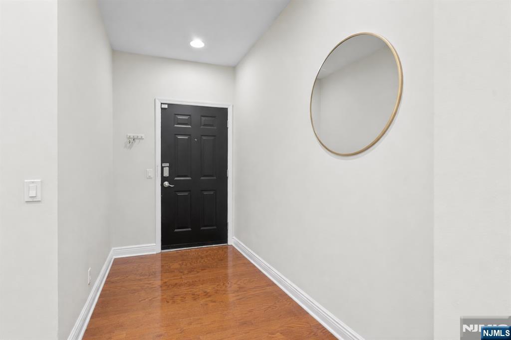 7400 River Road 401 Property Photo 23