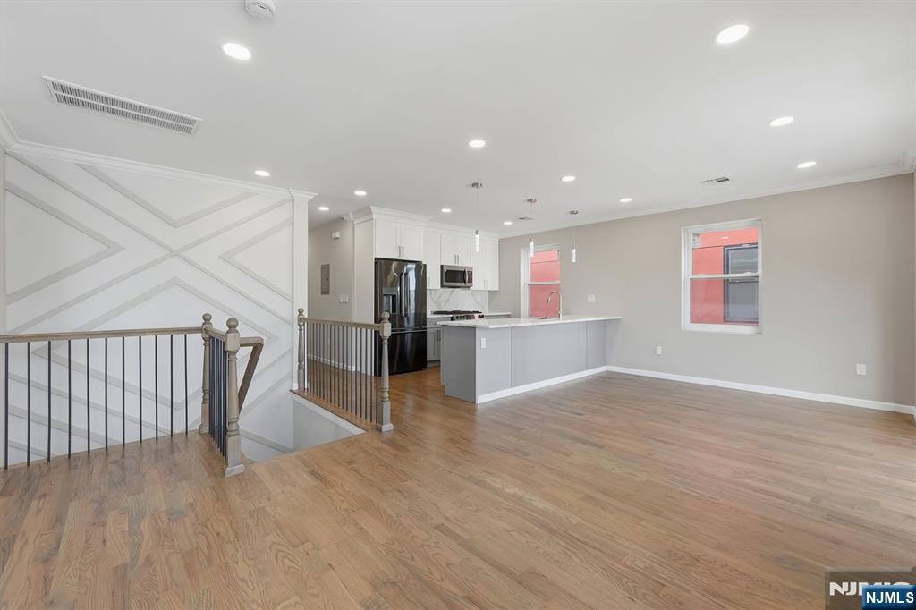 432 10th Street Property Photo 20