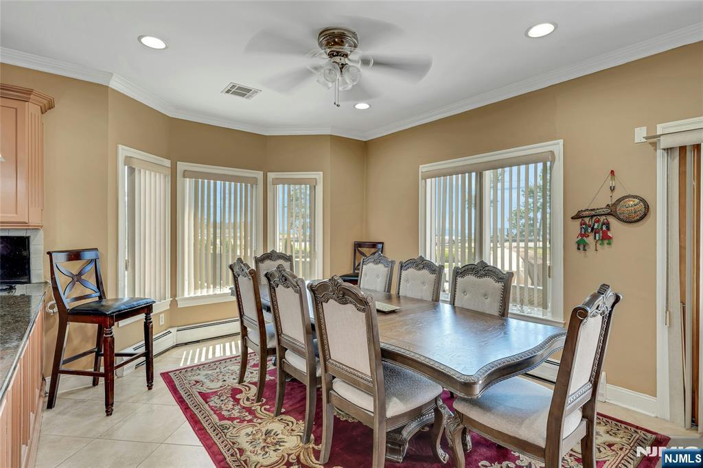 4 8th Street A Property Photo 17