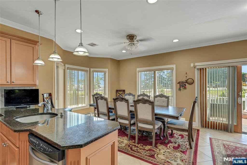 4 8th Street A Property Photo 19