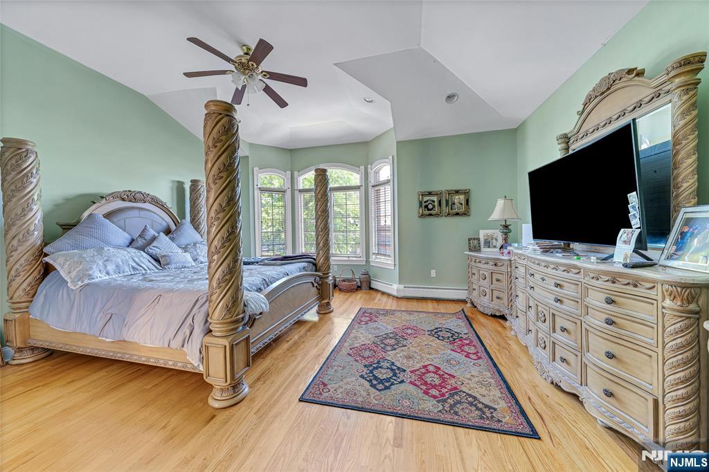 4 8th Street A Property Photo 21
