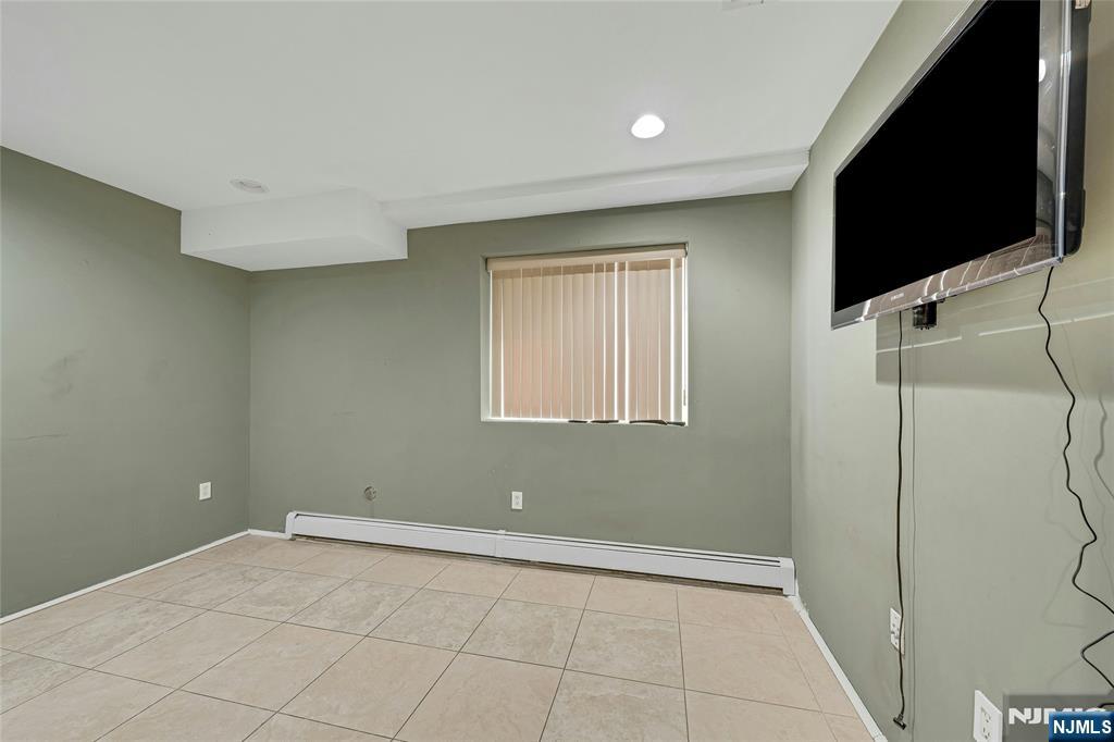 4 8th Street A Property Photo 30