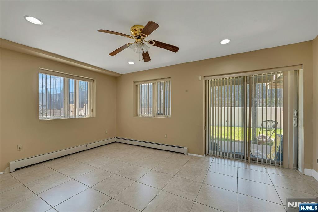 4 8th Street A Property Photo 32