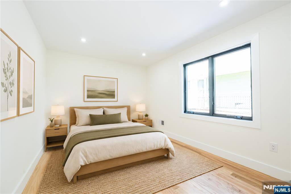 363 Park Street Property Photo 14