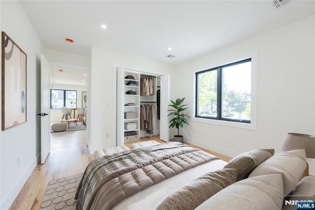 363 Park Street Property Photo 25