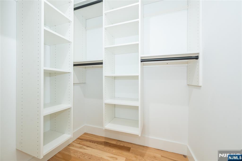 363 Park Street Property Photo 28