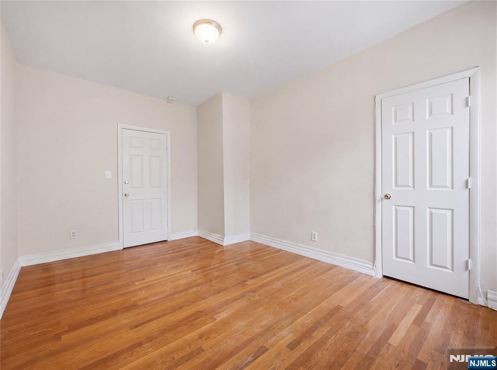 1-2 Hilliard Avenue 1 Property Photo 14