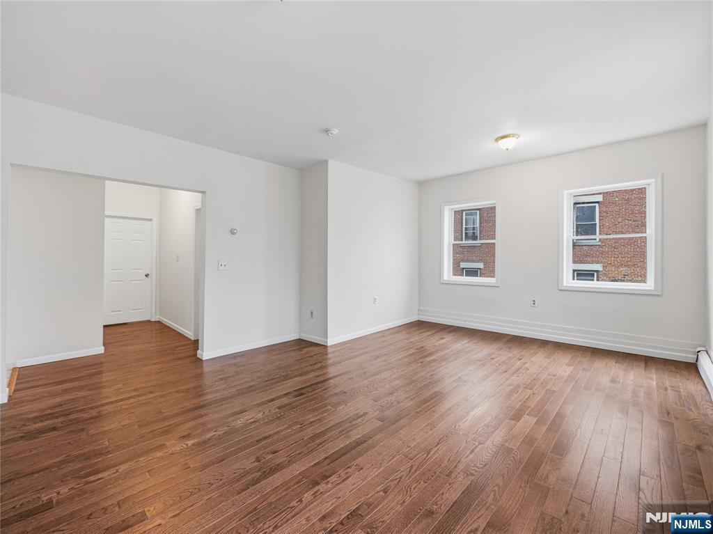 1-2 Hilliard Avenue 6 Property Photo 3