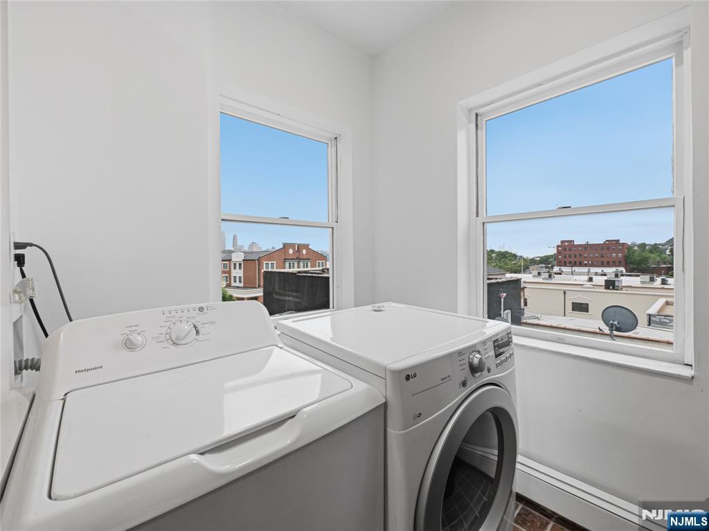 1-2 Hilliard Avenue 6 Property Photo 5