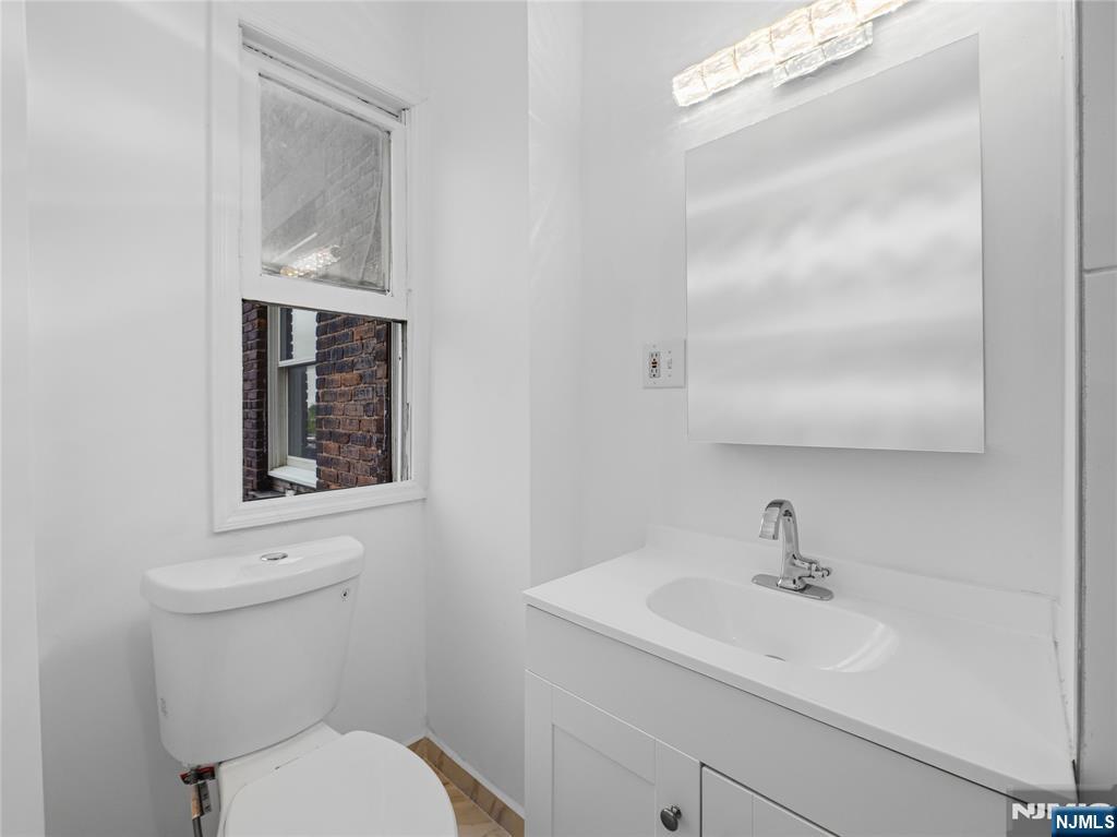 1-2 Hilliard Avenue 6 Property Photo 7
