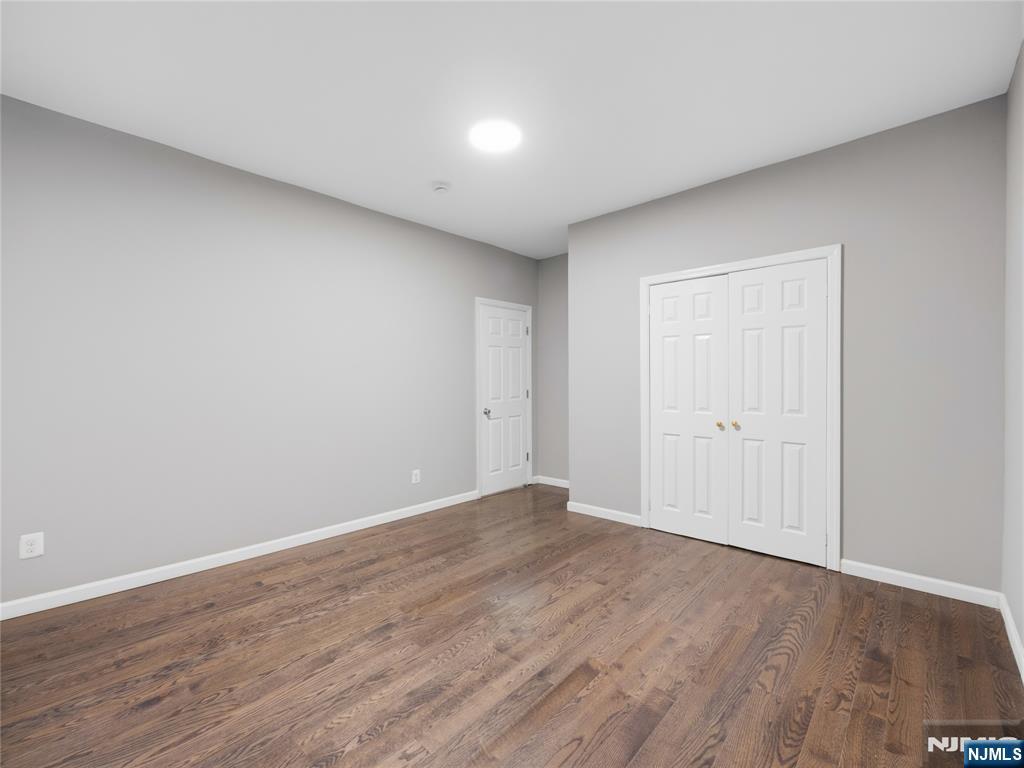 1-2 Hilliard Avenue 6 Property Photo 9