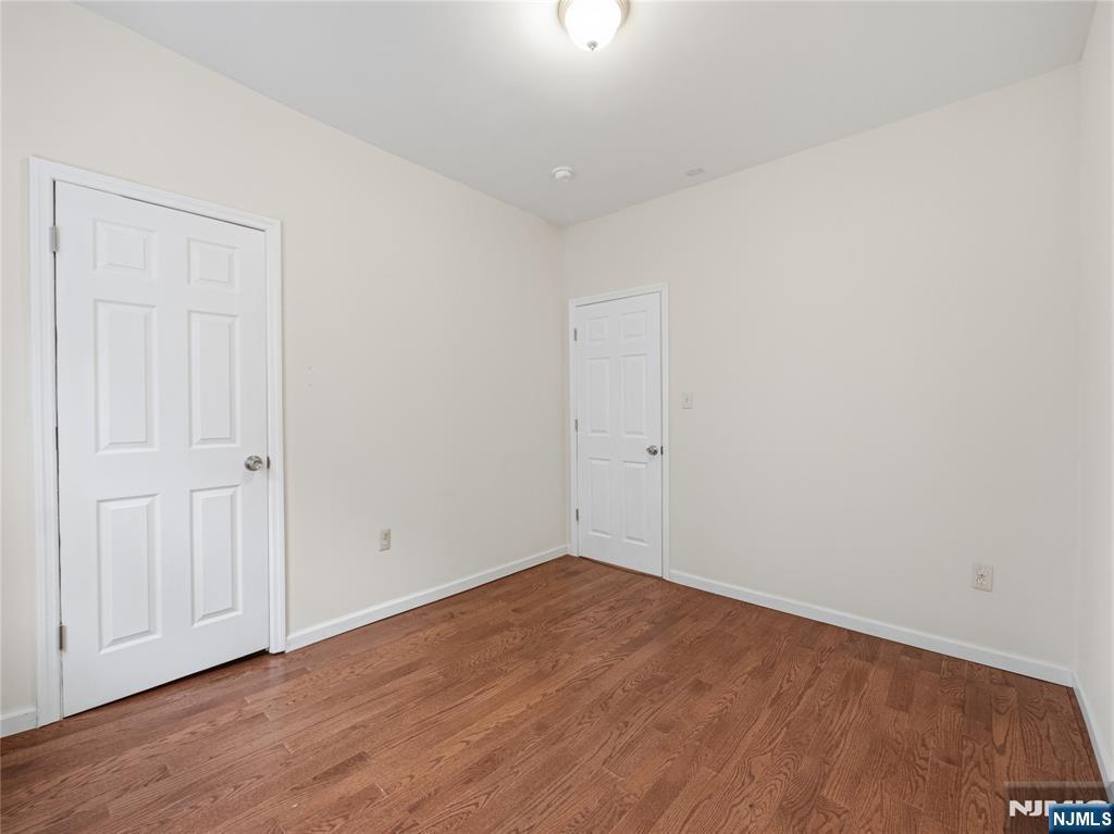 1-2 Hilliard Avenue 6 Property Photo 11