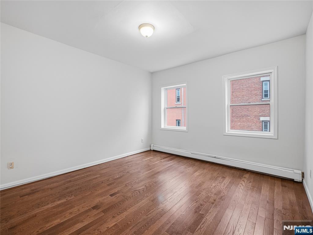 1-2 Hilliard Avenue 6 Property Photo 12