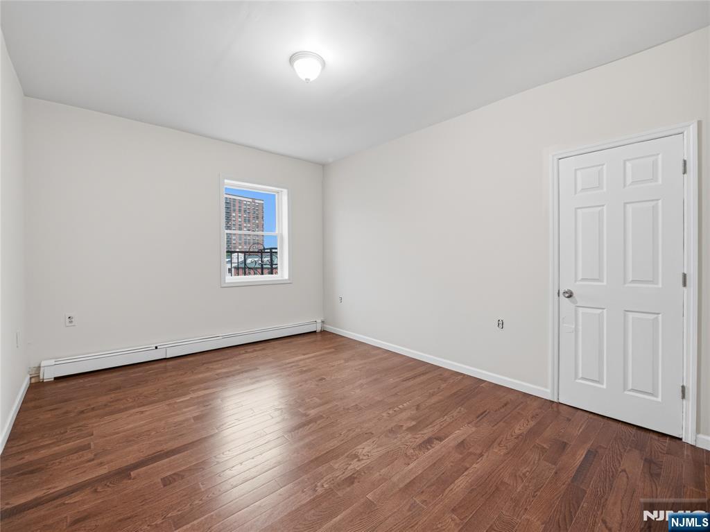 1-2 Hilliard Avenue 6 Property Photo 14