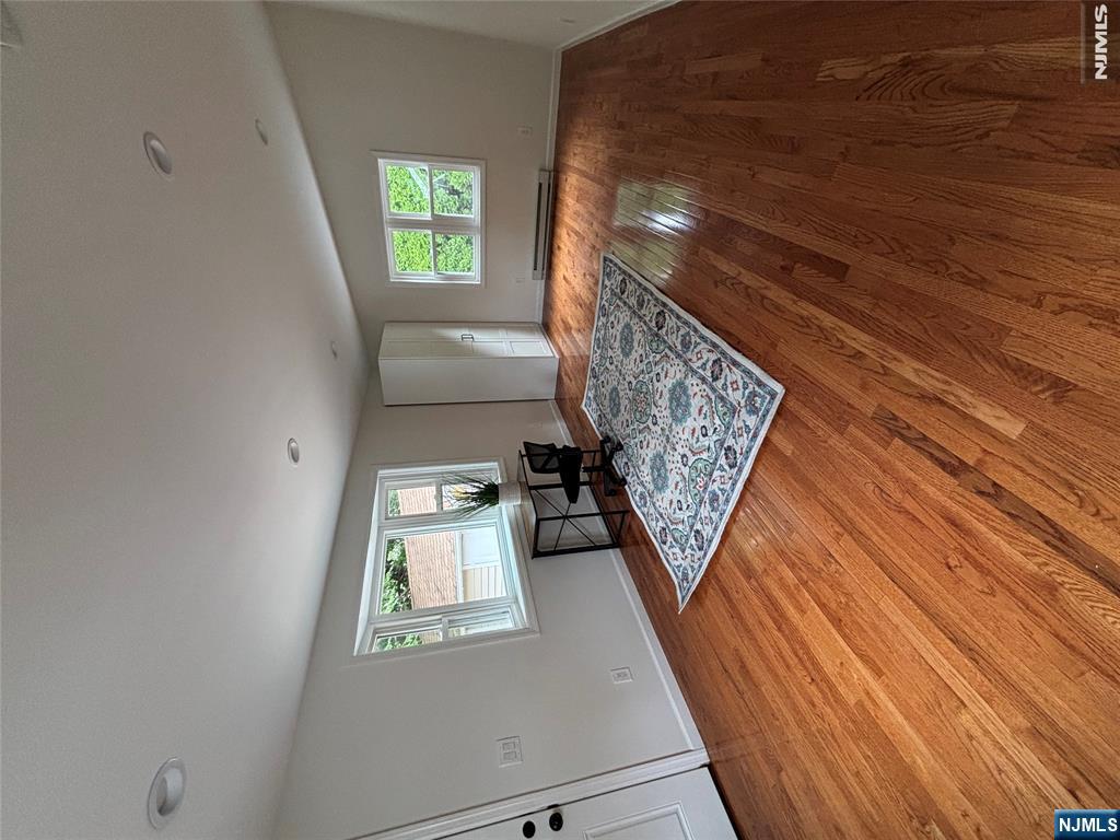 485 Maple Avenue Property Photo 13