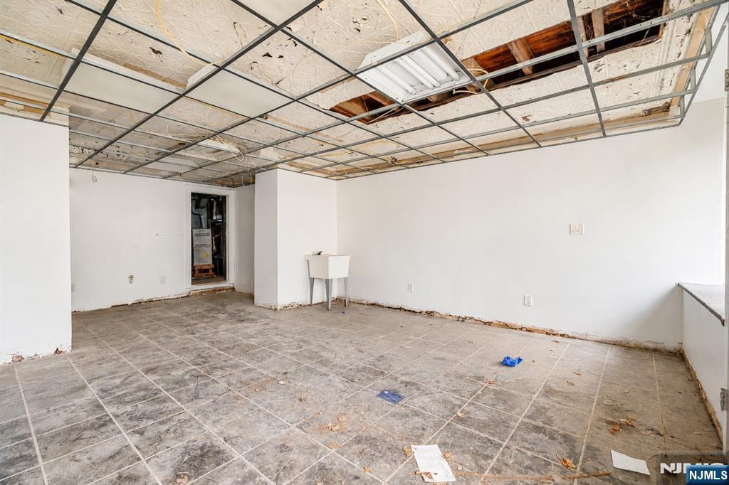 50 Jewell Street Property Photo 3