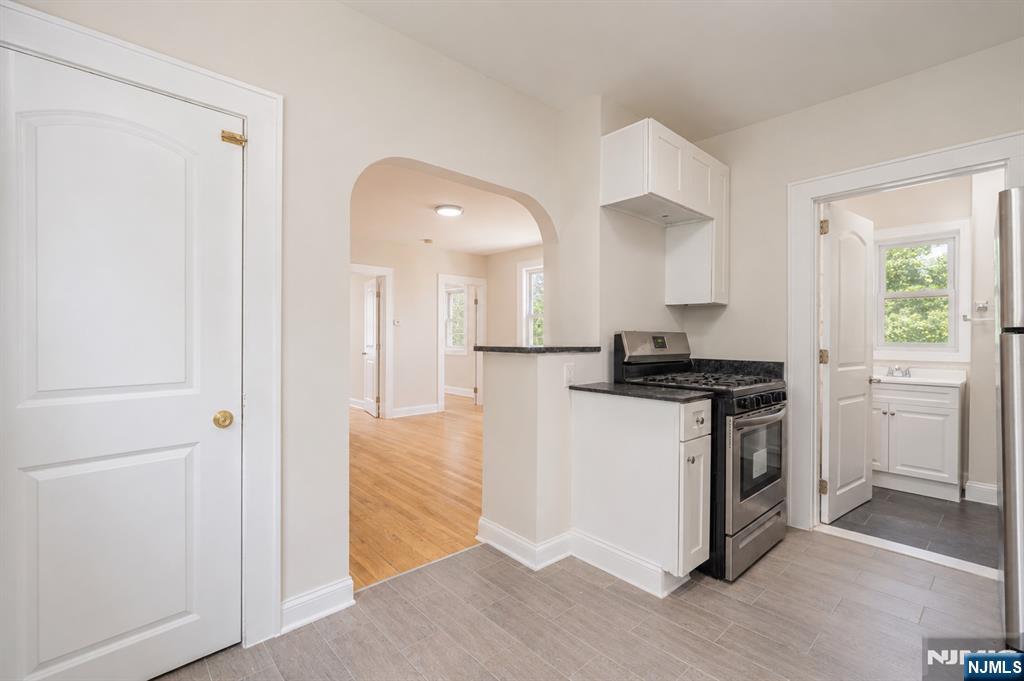 50 Jewell Street Property Photo 8