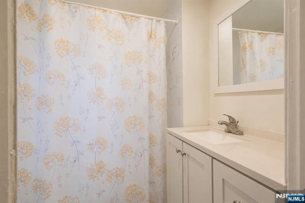 50 Jewell Street Property Photo 17