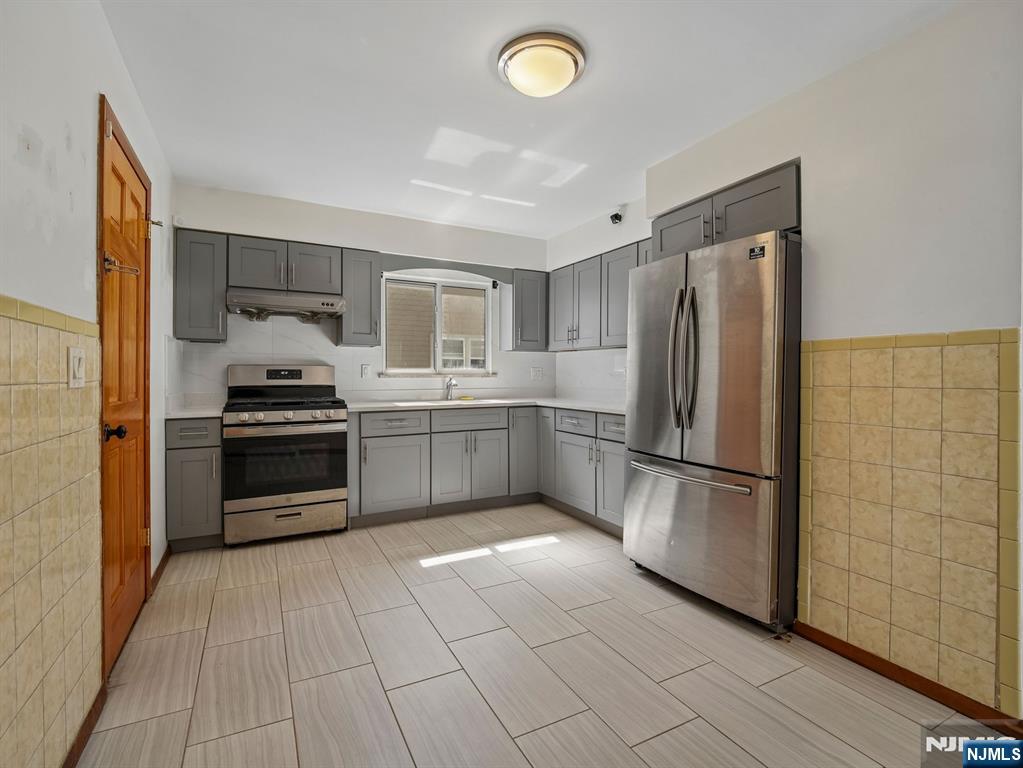 436 Sylvan Street Property Photo 13