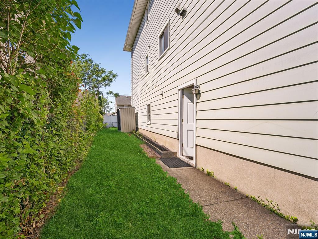 436 Sylvan Street Property Photo 25
