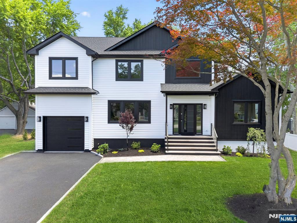 94 Parsippany Road Property Photo 2