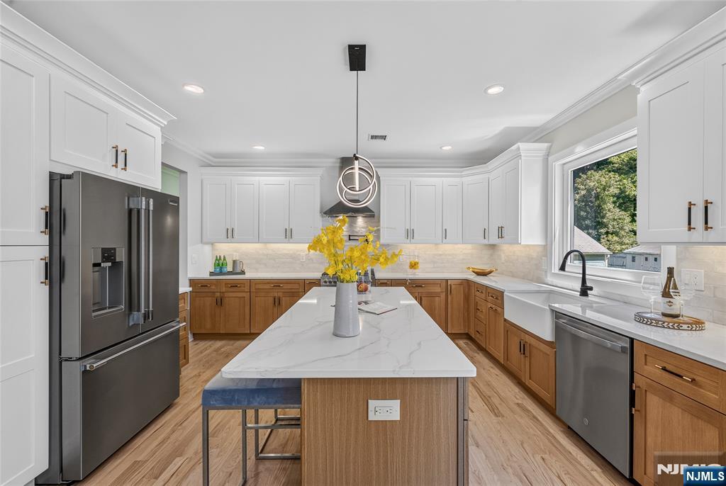 94 Parsippany Road Property Photo 3