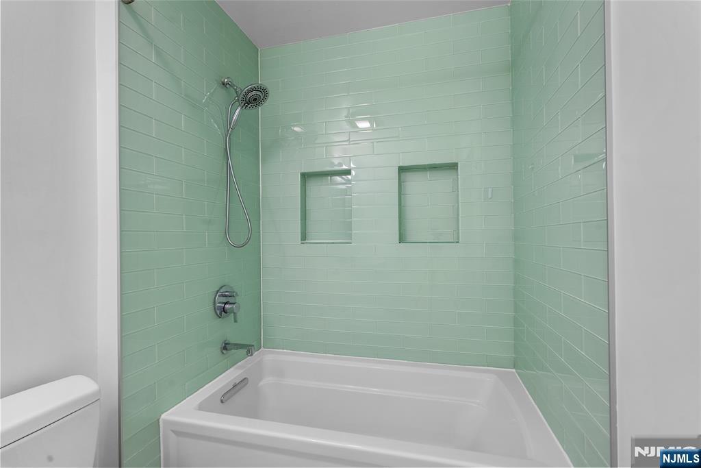 24 Ave At Port Imperial 404 Property Photo 22