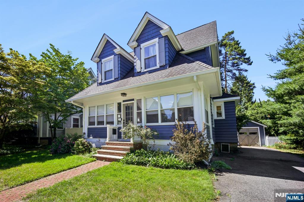 10 Mountain Place Property Photo 1