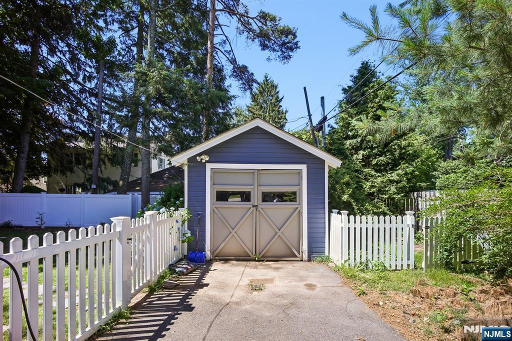 10 Mountain Place Property Photo 21
