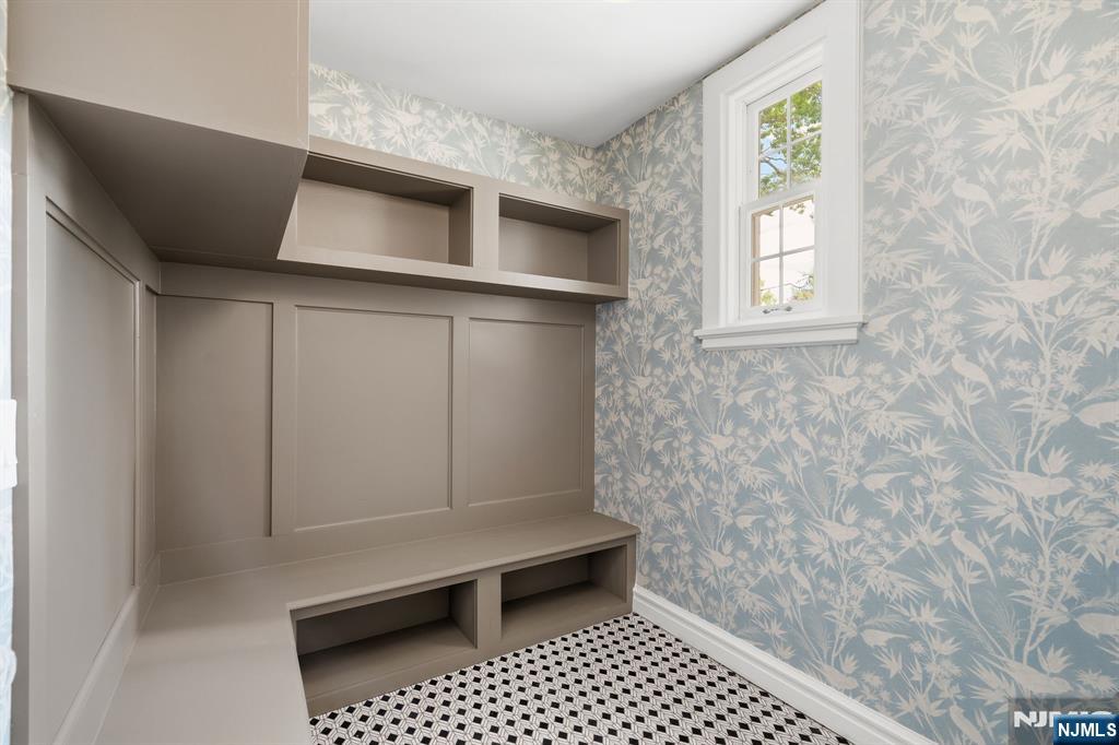 207 Union Street Property Photo 7