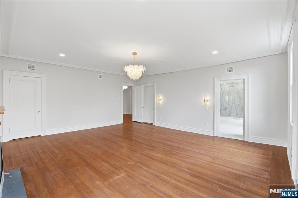 207 Union Street Property Photo 25