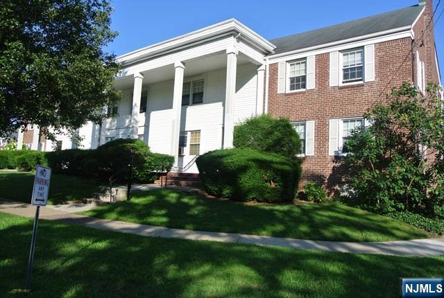 4b Elmwood Court 4b Property Photo 1
