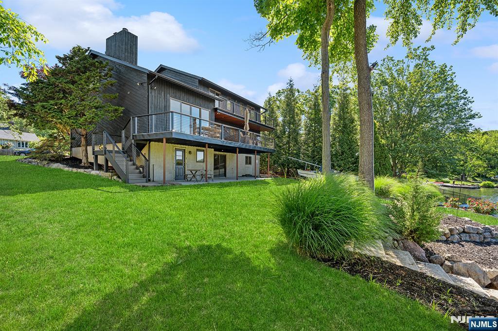 177 High Crest Property Photo 1