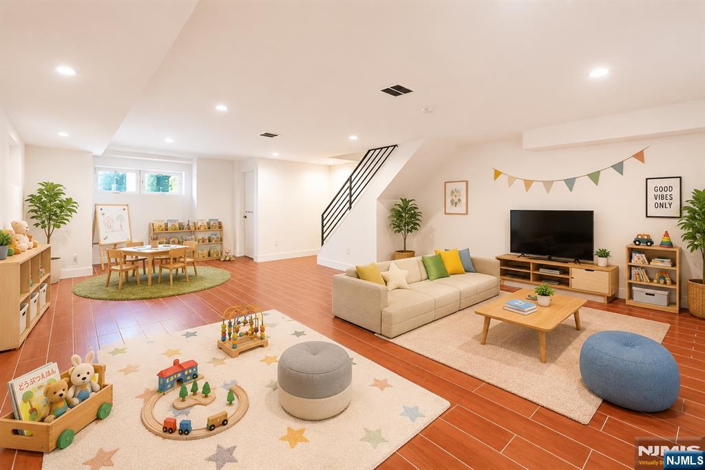141 Beach Street Property Photo 17