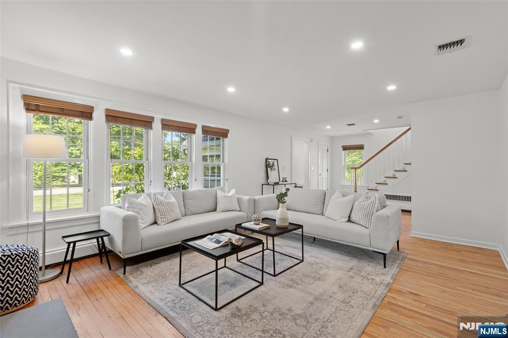 225 Walnut Street Property Photo 3