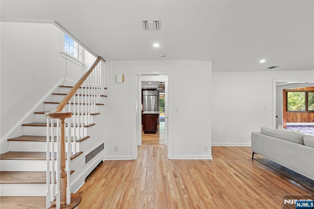 225 Walnut Street Property Photo 13