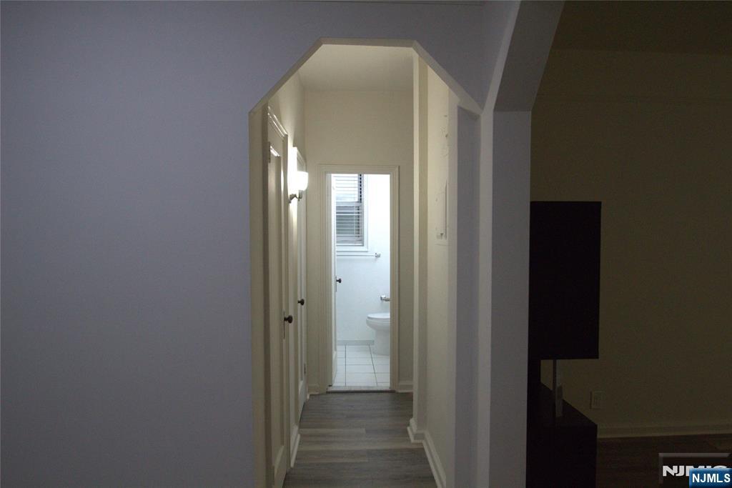 975-995 Teaneck 1m Property Photo 6