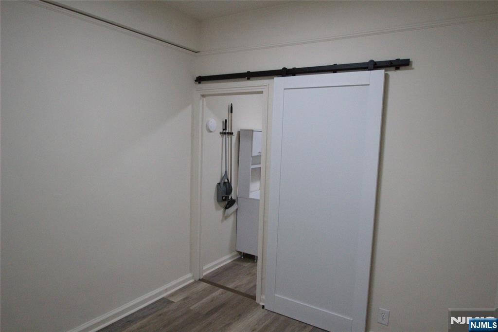 975-995 Teaneck 1m Property Photo 14