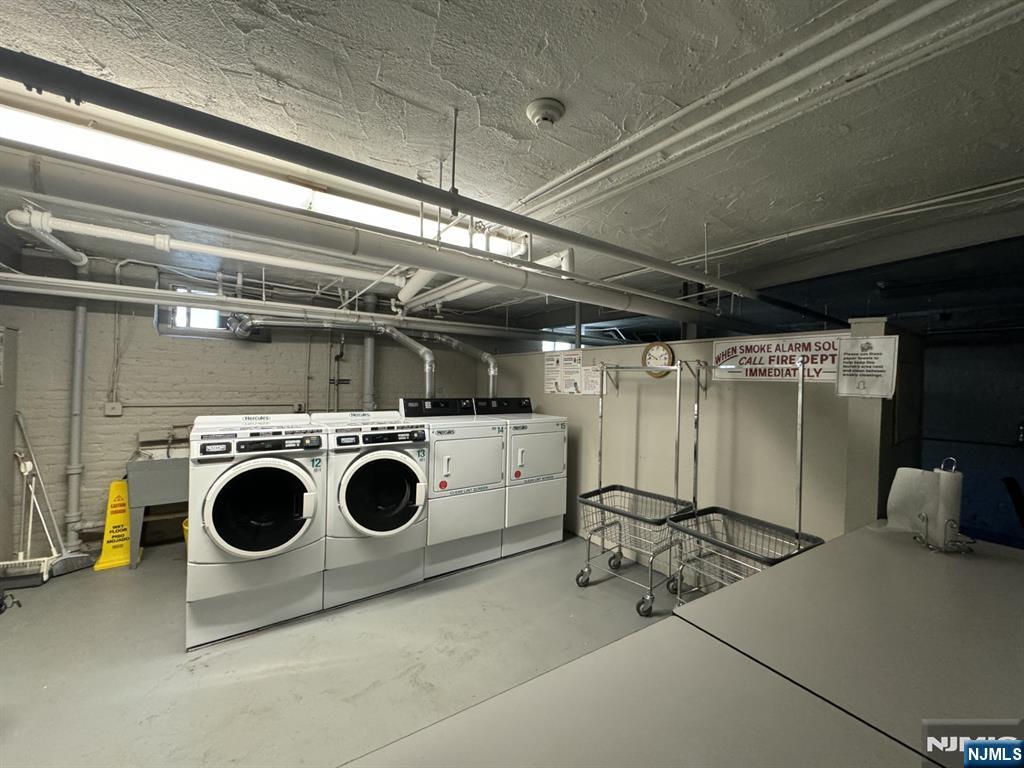 975-995 Teaneck 1m Property Photo 19