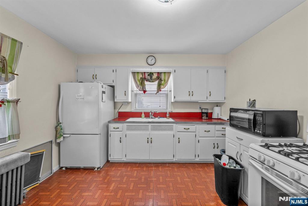 385 Mckinley Street Property Photo 7