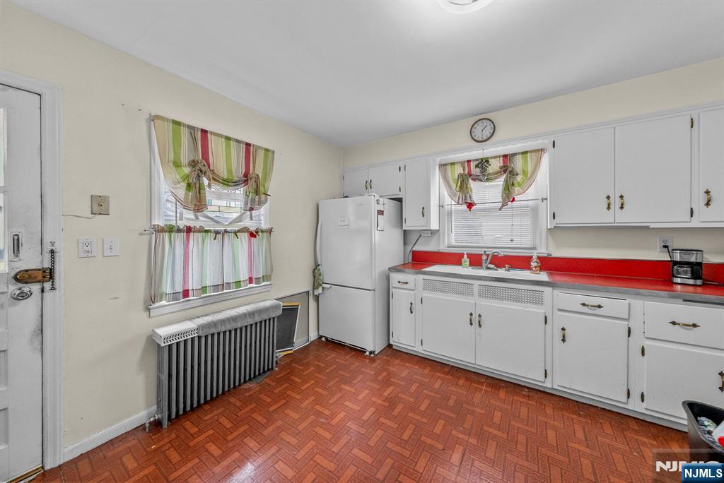 385 Mckinley Street Property Photo 8