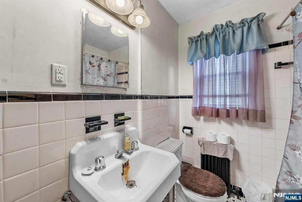 385 Mckinley Street Property Photo 13